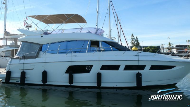 Prestige 500 Flybridge