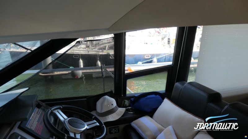 Prestige 500 Flybridge