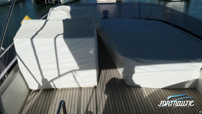 Prestige 500 Flybridge