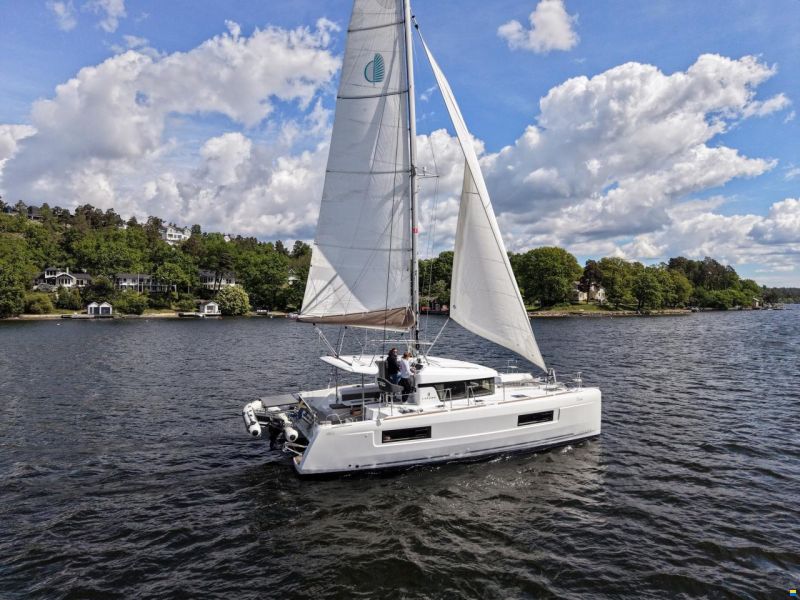 Lagoon 40