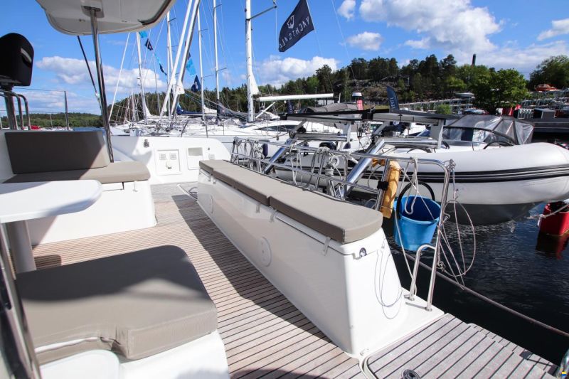 Lagoon 40