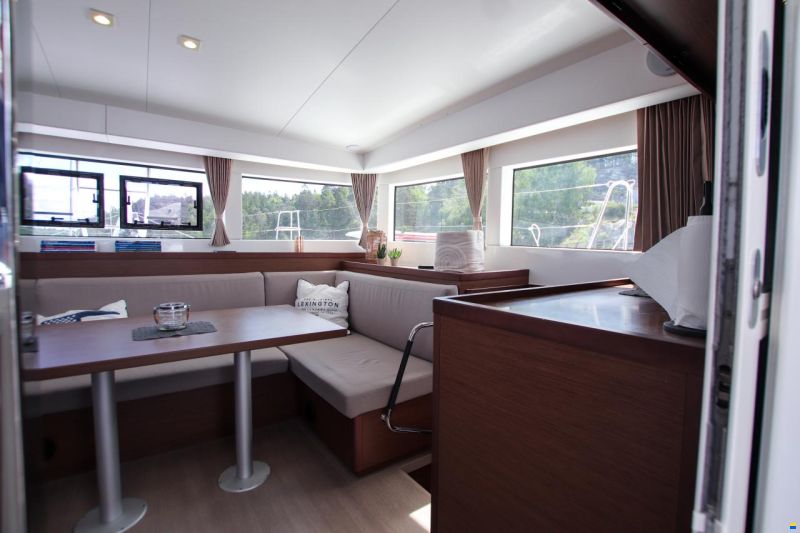 Lagoon 40