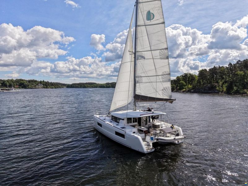 Lagoon 40