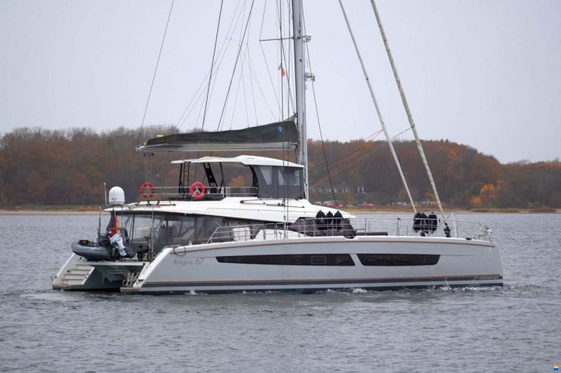 Fountaine Pajot Alegria 67