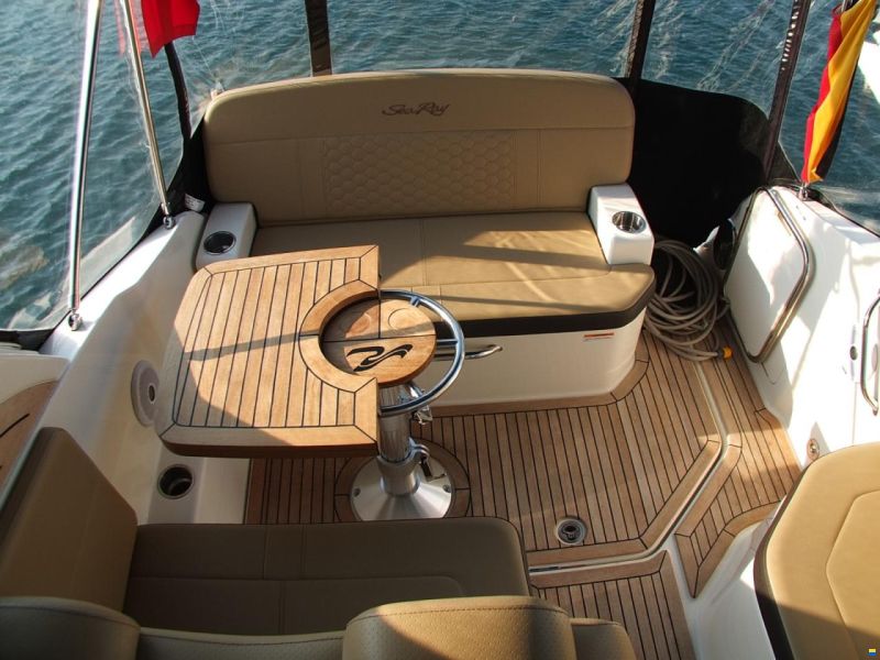 Sea Ray Sundancer 265 DA