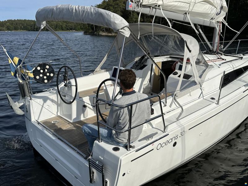 Beneteau Oceanis 30.1