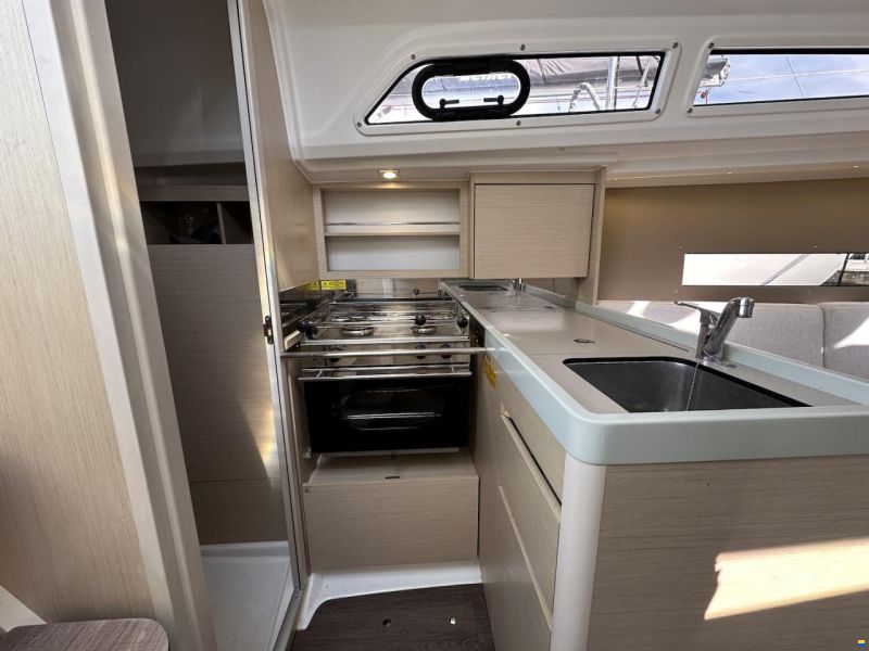 Beneteau Oceanis 30.1