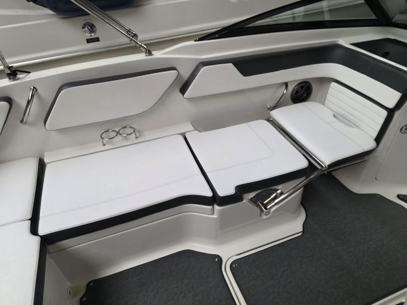 Sea Ray 21 SPX