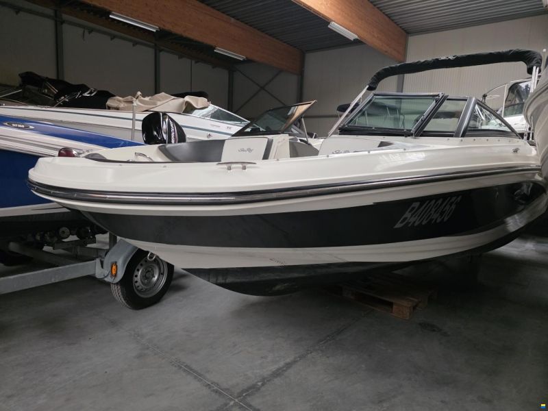 Sea Ray 21 SPX