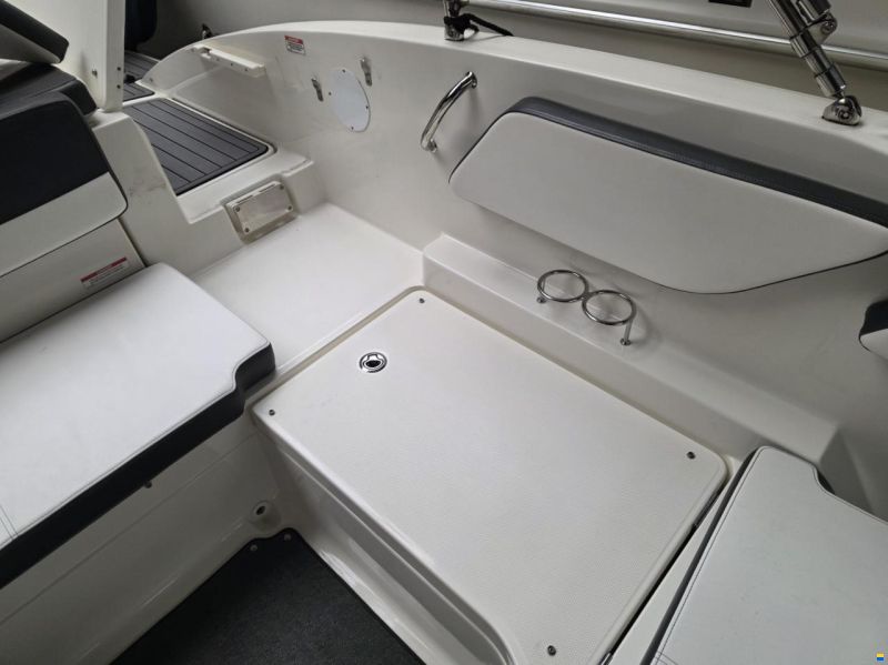 Sea Ray 21 SPX