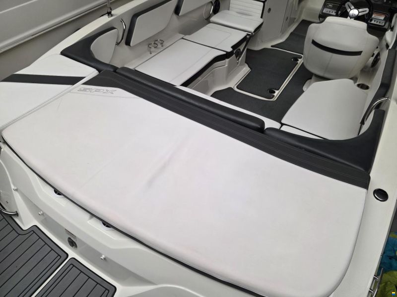 Sea Ray 21 SPX