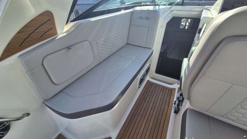 Sea Ray Sundancer 265 Europe