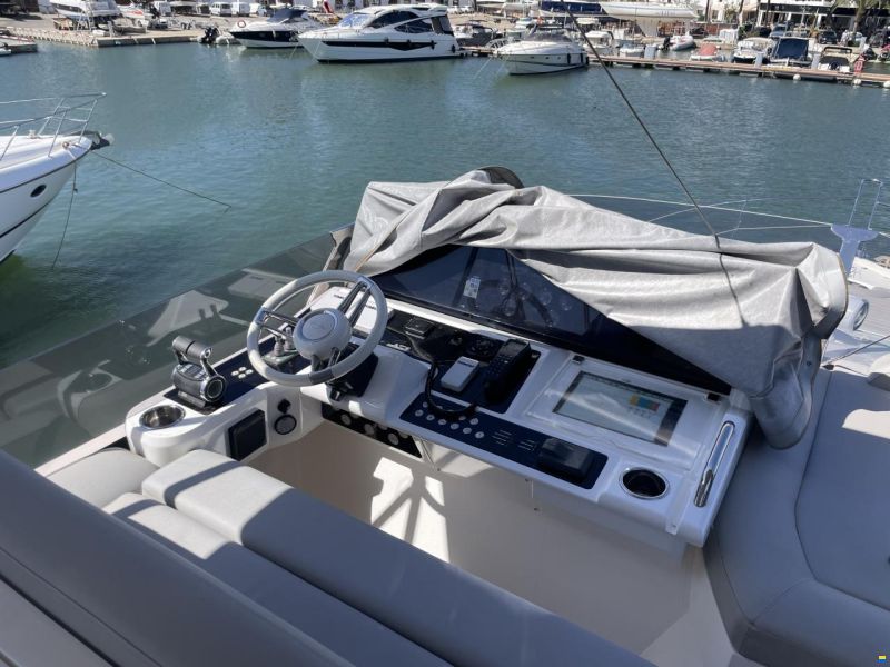 Sunseeker Manhattan 55/60