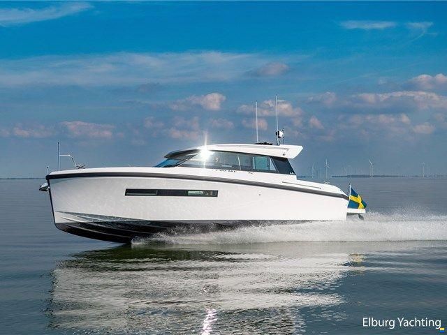 Delta Powerboats 33 Coupé