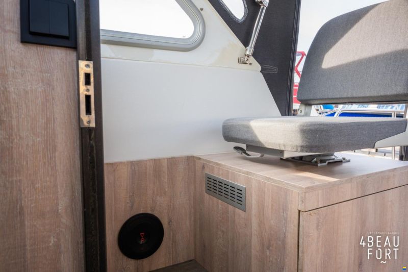 Aquanaut 750