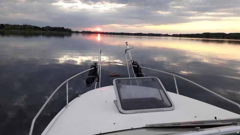 Sea Ray 230 DA