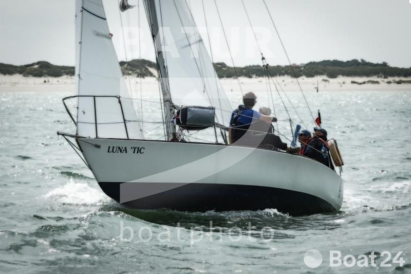 J Boats J-24