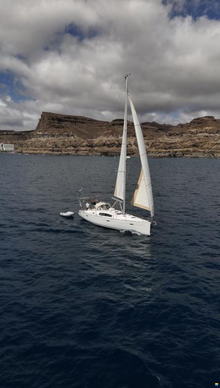 Beneteau Oceanis 43