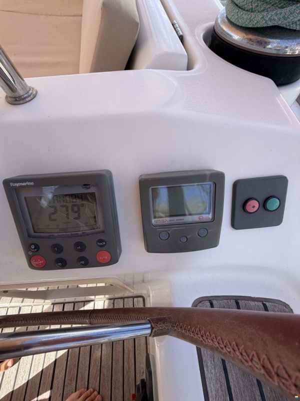 Beneteau Oceanis 43