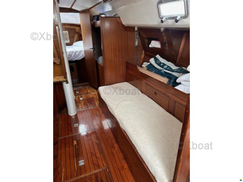 C&C Yachts C & C 37