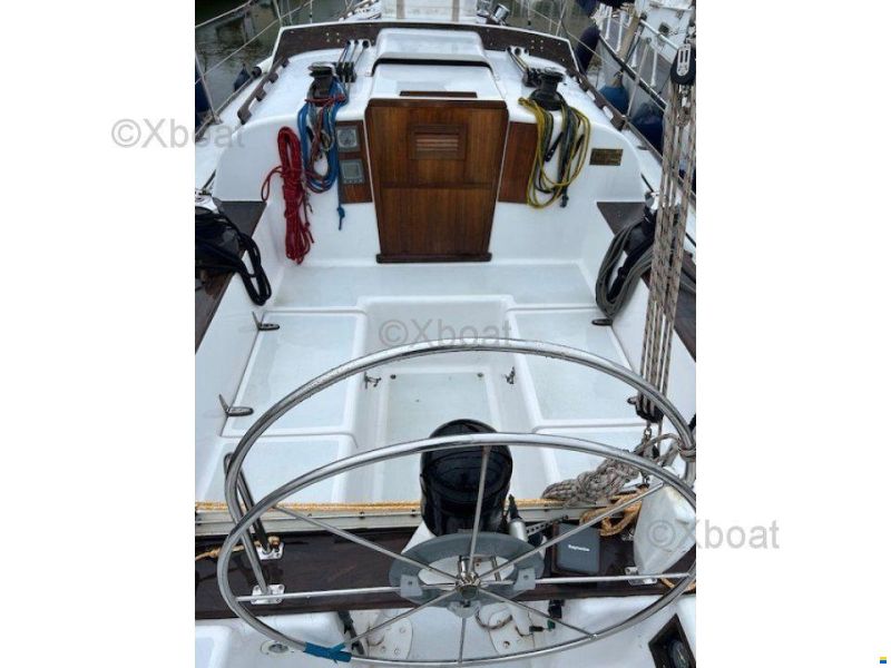 C&C Yachts C & C 37