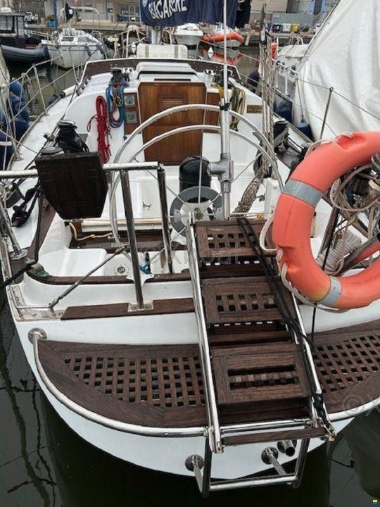 C&C Yachts C & C 37