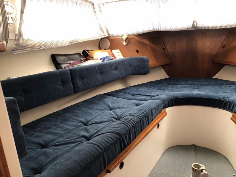 Saga 27 AC