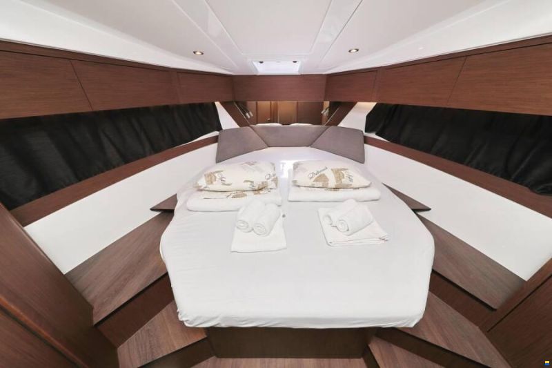 Beneteau Antares 11 FLY
