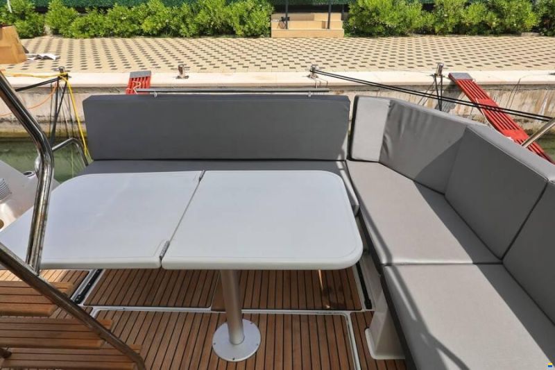 Beneteau Antares 11 FLY