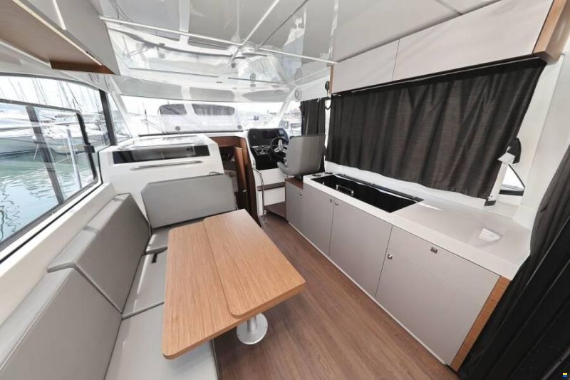 Beneteau Antares 11 FLY