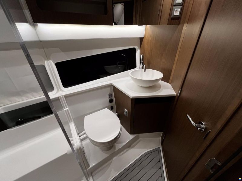 Beneteau Antares 11