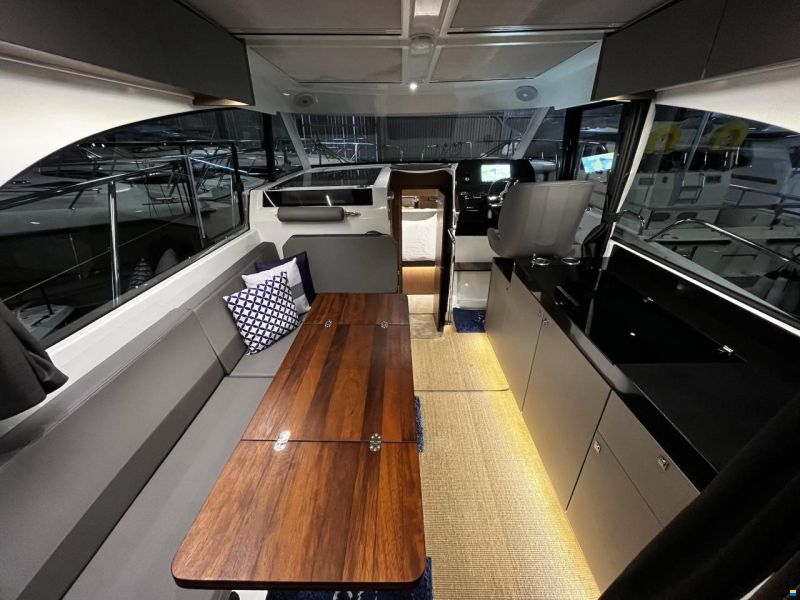 Beneteau Antares 11