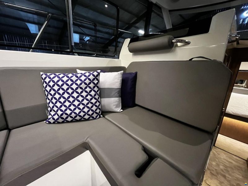 Beneteau Antares 11