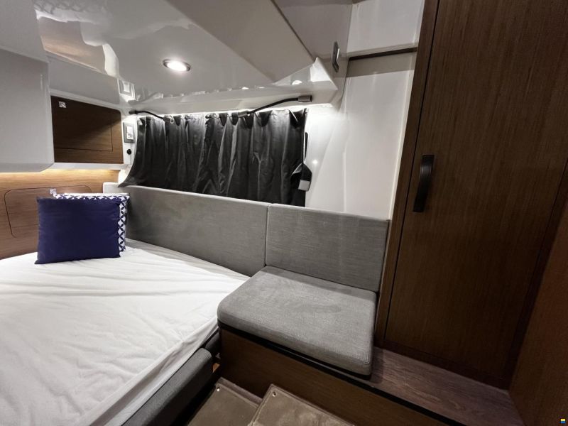 Beneteau Antares 11