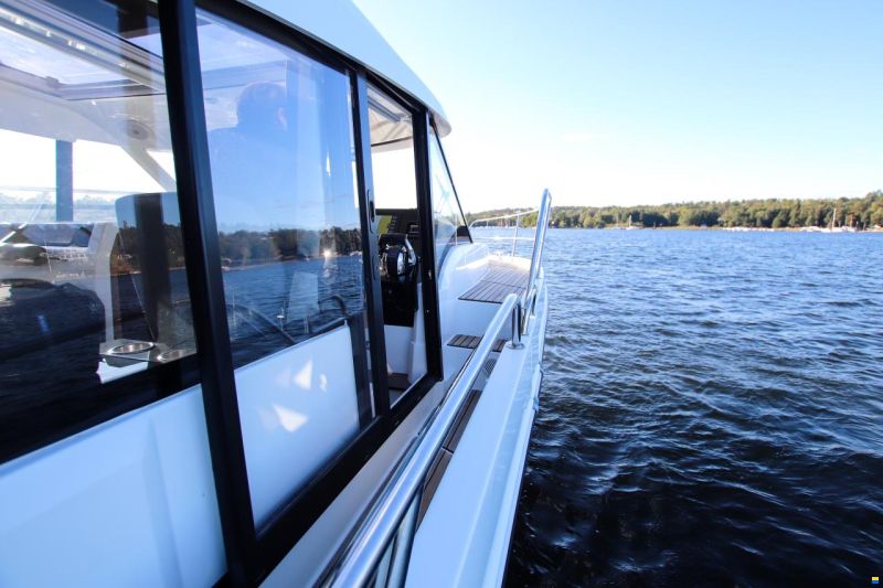 Beneteau Antares 11
