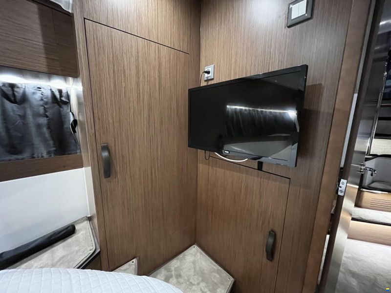 Beneteau Antares 11