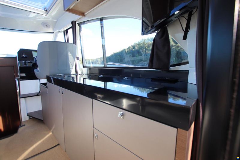 Beneteau Antares 11