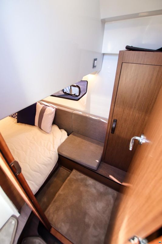 Beneteau Antares 11