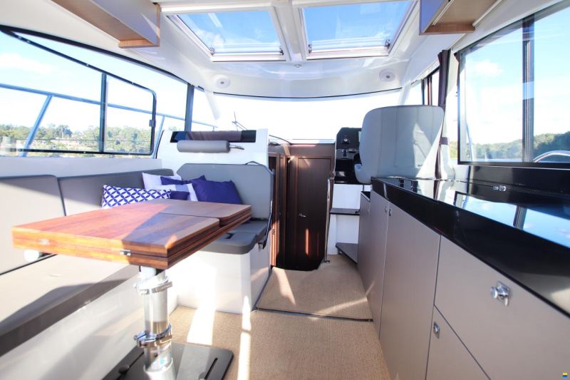Beneteau Antares 11