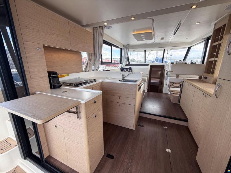 Beneteau Swift Trawler 41 Fly
