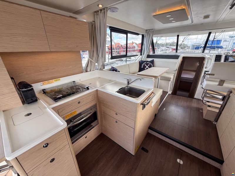 Beneteau Swift Trawler 41 Fly