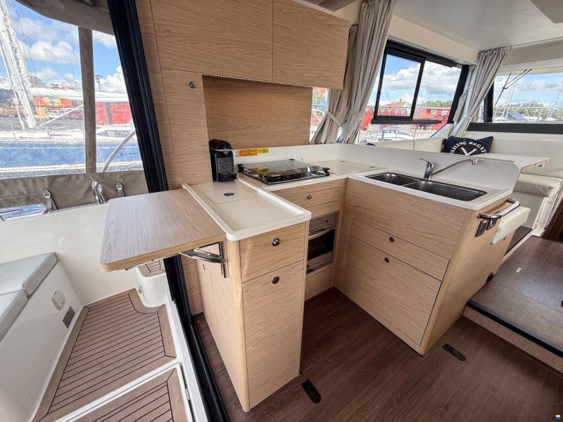 Beneteau Swift Trawler 41 Fly