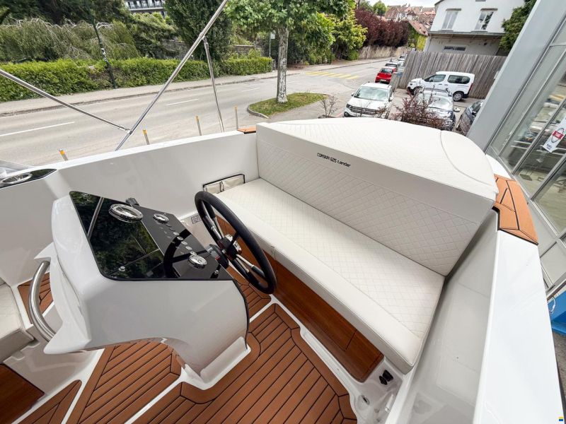 Corsiva 625 Tender
