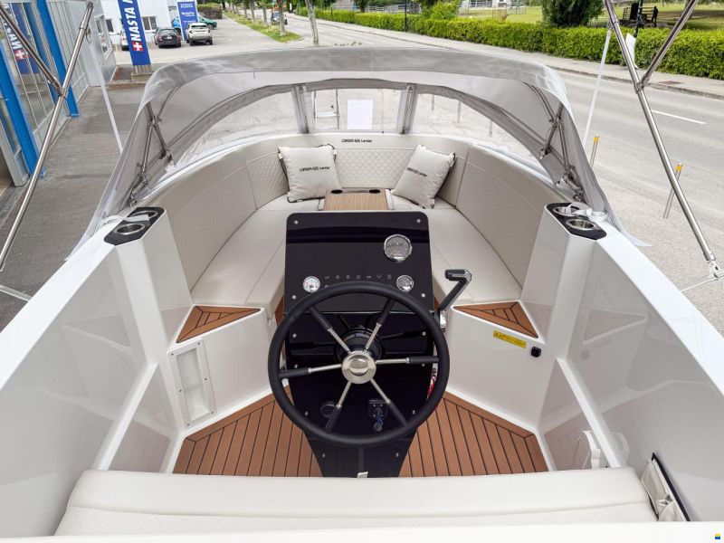 Corsiva 625 Tender
