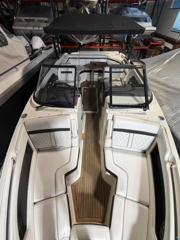 Sea Ray 250 SLXE