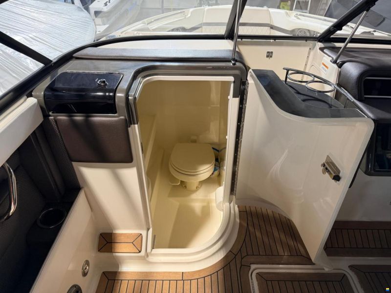 Sea Ray 250 SLXE