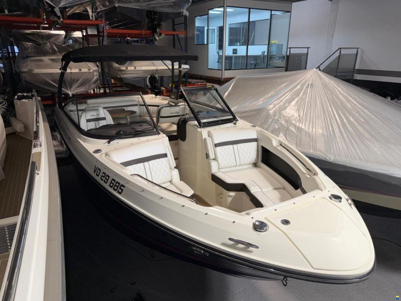 Sea Ray 250 SLXE