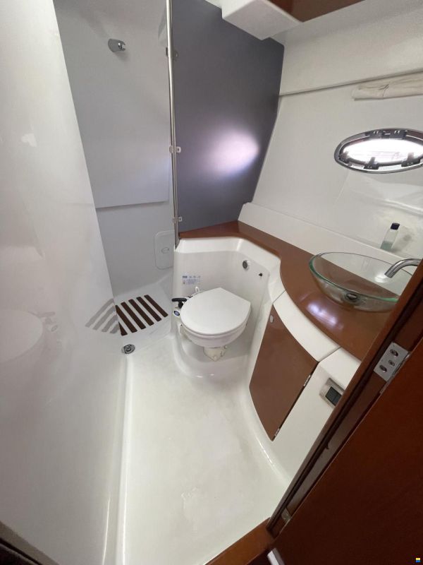 Beneteau Antares 42