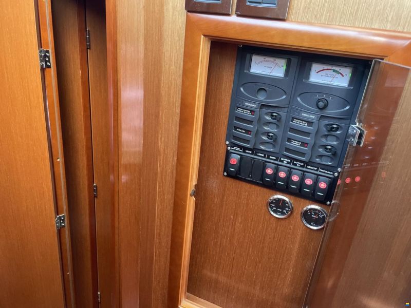 Beneteau Antares 42