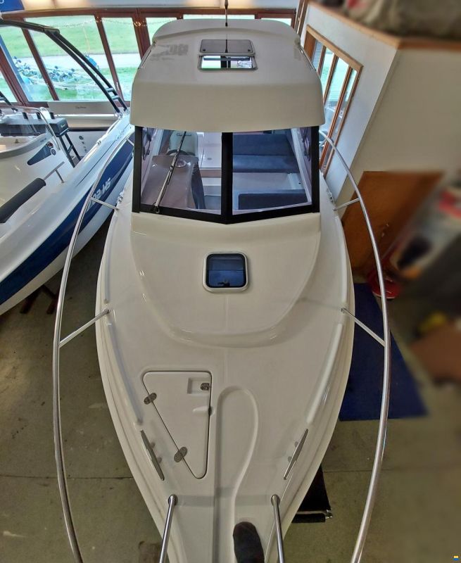 B2 Marine Cap Ferret 722 TC - Mercury 150 EFI